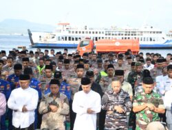 Dandim 0825/Banyuwangi dan Forkopimda Gelar Shalat Gaib untuk Korban KMP Tunu Pratama Jaya
