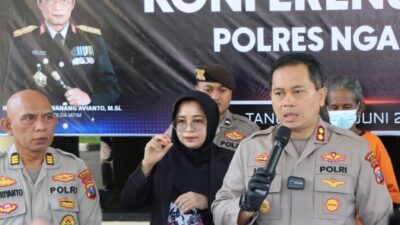 Polres Nganjuk Ungkap Jaringan Narkoba Sita 17 Ribu Pil LL dan Puluhan Gram Sabu