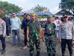 Danramil Rogojampi Hadiri Tradisi Petik Laut Blimbingsari, Perkuat Sinergi dengan Nelayan Pesisir