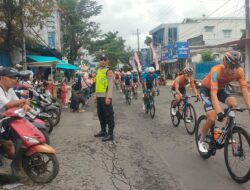 Lancar dan Kondusdif, Polresta Banyuwangi Kerahkan Ratusan Personel Amankan Etape 2 TDBI 2025