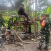 Babinsa Pengatigan Dampingi Pembuatan Sumur Bor demi Kesejahteraan Warga dalam TMMD ke-125 Kodim 0825/Banyuwangi