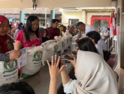 Distribusi 2.040 Ton Beras untuk 102 Ribu Warga Banyuwangi, Pemerintah Jaga Ketahanan Pangan