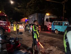 Polresta Banyuwangi Tanggap Atasi Lonjakan Kendaraan di Pelabuhan Ketapang