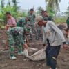 Gotong Royong TNI dan Warga Warnai Pembangunan Jembatan TMMD di Siliragung