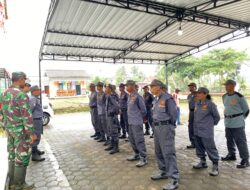 Babinsa Bumiharjo Kawal Pembinaan Linmas untuk Tingkatkan Keamanan Desa
