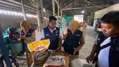 Polres Bojonegoro Bersama Satgas Pangan Sidak Penggilingan Padi, Antisipasi Beras Oplosan