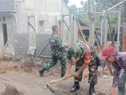 TNI Dampingi Pembangunan Rutilahu di Desa Kluncing, Wujud Kepedulian untuk Warga Kurang Mampu