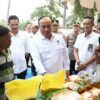 Polri Distribusikan 6 Ton Beras Menggelar Gerakan Pasar Murah di Madiun, Sinergi dengan Bulog Tekan Inflasi