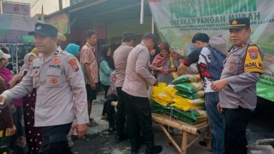 Polres Lamongan Salurkan 27 ton Beras Melalui Bazar Gerakan Pangan Murah