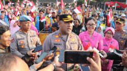 Sambut HUT ke-80 RI, Polres Tuban Bagikan 300 Sak Beras Gratis untuk Warga Kurang Mampu