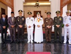 Dandim 0825/Banyuwangi Ikuti Upacara Detik-Detik Proklamasi dan Pengibaran Bendera di Istana Negara Secara Virtual