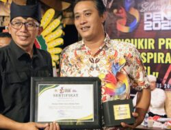 Jurnalis Anggota PW-FRN, Ruslan Abdul Gani, Raih Penghargaan Selangkung PENA 2025 dari Kodim 0825 Banyuwangi