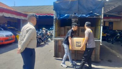 Alap-Alap Samapta Polres Jember Gagalkan Truk Pembawa Ribuan Botol Miras Ilegal