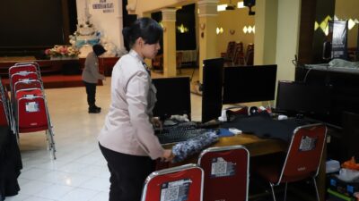 Sambut HUT ke-77, Polwan Polresta Malang Kota Gelar Bakti Religi di Sejumlah Tempat Ibadah