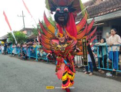 Semarak Karnaval Desa Gintangan Meriahkan HUT ke 80 RI
