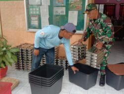 Babinsa Kelurahan Bulusan Dampingi Pendistribusian Makan Bergizi Gratis di Kalipuro