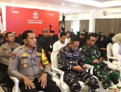 Dandim 0825/Banyuwangi Bersama Forkopimda Ikuti Arahan Mendagri dan Ka Bulog Terkait Sosialisasi Penyaluran Beras