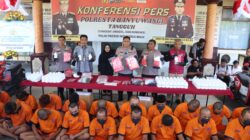 Polresta Banyuwangi Bekuk 43 Tersangka, sita 150 gram sabu dan 159 ribu Okerbaya