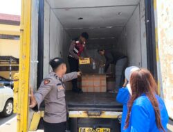 Polresta Banyuwangi Amankan Truk Bermuatan ribuan botol Arak