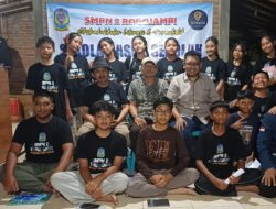 Siswa SMPN 2 Rogojampi Belajar Literasi dan Jurnalistik di Rumah Pesinauan Adat Osing