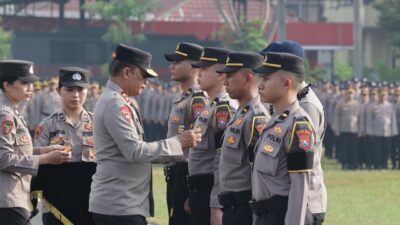 Kapolda Jatim Lepas 79 Personel Pamapta Maksimalkan Pelayanan Terpadu di Jajaran Polres