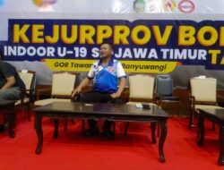 Kasat Samapta Polresta Banyuwangi Pantau dan Beri Semangat Atlet di Kejurprov Voli U-19 Jatim 2025