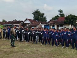 SMK PGRI Pesanggaran Gandeng Koramil 0825-11 Bentuk Karakter dan Disiplin Siswa Lewat Kegiatan Bintalsik