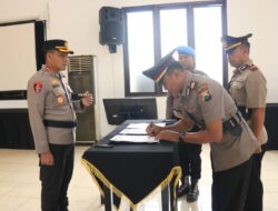 Berlangsung Khidmat; Kapolresta Banyuwangi Pimpin Sertijab Kapolsek Jajaran