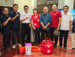 SMKN 4 Jember Terima Bantuan Peralatan Siaga Bencana dari JRCS dan PMI