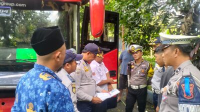 Operasi Zebra Semeru Polres Malang Gelar Ramp Check di Terminal Kepanjen
