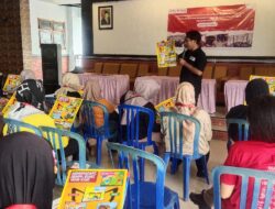 Warga Desa Puger Kulon Belajar Kesiapsiagaan Bencana