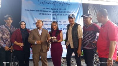 Ultah ke-49 Presiden Direktur KHYI Dirayakan Khidmat, Diwarnai Nuansa Adat Jawa