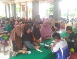Penyaluran Bantuan Pangan Bulog di Desa Plampang Rejo Berjalan Lancar dan Tertib