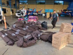 Polri Kirim Ribuan Paket Kebutuhan dan Peralatan SAR ke Aceh, Sumut, dan Sumbar