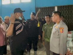 Astamaops Kapolri Tinjau dan Serahkan Bantuan untuk Korban Bencana di Aceh Tamiang