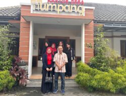 Dosen UWG Ana Sopanah Konsisten Teliti Kesenian Bantengan Selama Dua Tahun Berturut-Turut