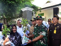 KODIM 0825 Bersama Forpimka dan Perhutani, Tebar 2.026 Bibit Pohon untuk Pulihkan Bumi