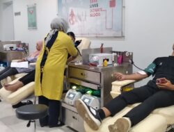 PMI Jember Berikan Beras 2,5 Kg bagi Pendonor Darah