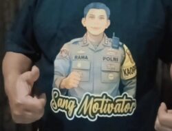 PW-FRN Banyuwangi Lepas Kombes Pol Dr. Rama Samtama Putra dengan Penuh Haru, Kompak Kenakan T-Shirt “SANG MOTIVATOR”