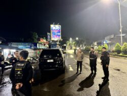 Tingkatkan Kondusifitas Kamtibmas, Wakapolres Jember Turun Langsung Pimpin Patroli Malam