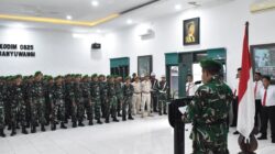 Hujan Tak Surutkan Semangat, Prajurit Kodim 0825 Banyuwangi Gelar Upacara 17-an dengan Khidmat