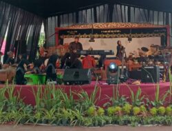 Wayang Kulit Warnai Milad ke-42 MAN 2 Banyuwangi, Langen Budaya Tampilkan Lakon Ekalaya