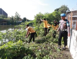 Polda Jatim Gelar Kerja Bakti Serentak Laksanakan Program Gerakan Indonesia Asri