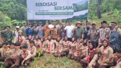 Perkuat Tangkapan Air di Hulu, Banyuwangi Tanam 20 Ribu Pohon di Pesanggaran