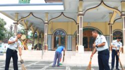 Sambut Ramadan, Warga Binaan Lapas Banyuwangi Bersihkan Masjid, Tebar Semangat Perubahan