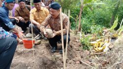 Empu Basuki Pimpin Peletakan Batu Pertama Besalen Parikesit di Trenggalek