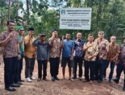 Staf Khusus Kementerian Kebudayaan Kunjungi Lokasi Penemuan Arca di Trenggalek