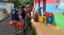 Koramil 0825-11/Pesanggaran Bersama SPPG Sumberagung Tetap Berjalan Pendistribusan MBG di Bulan Suci Ramadan 1447 H