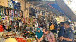 Polres Bondowoso Pantau Harga Bahan Pokok di Pasar Induk, Pastikan Stok Aman dan Harga Stabil