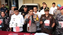 Pastikan Lebaran Aman, Polresta Banyuwangi bersama Forkopimda Musnahkan Ribuan Miras dan Knalpot Brong Hasil Ops Pekat Semeru 2026 serta Cipta Kondisi